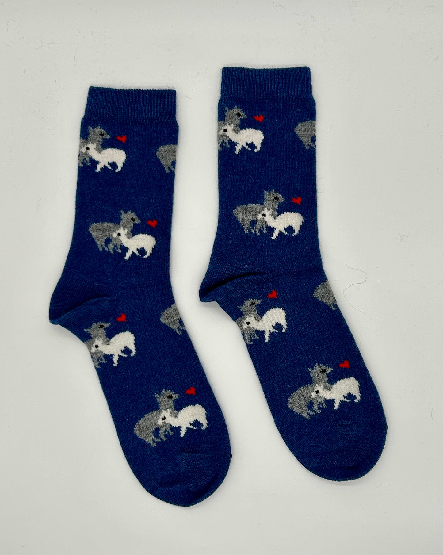 Hohe Alpaka-Socken aus Alpaka Wolle für die kalte Jahreszeit - warme Füße garantiert!